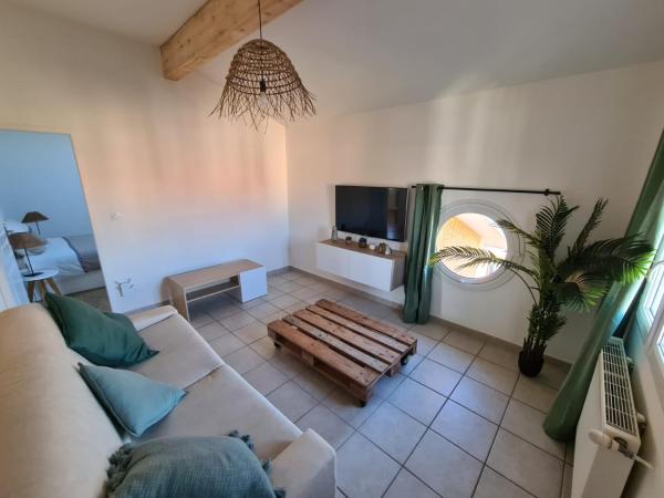 Casa Papidou, Charmante Maison au calme, Забронировать Вилла Жонаж Овернь-Рона-Альпы