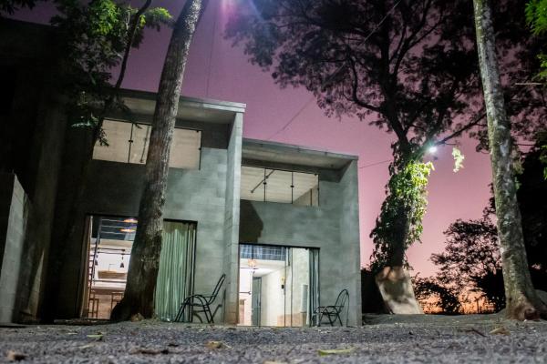 Loft com vista para mata, Забронировать  Отели Параны с парковкой, Парковка