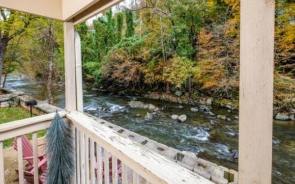 Simones Cottage, Забронировать Вилла Гатлинберг Great Smoky Mountains National Park