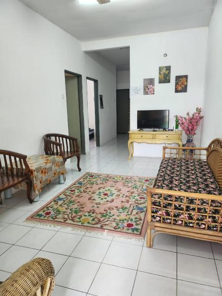 D'Haja 37 KLIA Sepang with 2 AC & Free Wi-Fi, Забронировать Дом для отпуска Коттеджи Бантинг, Коттедж