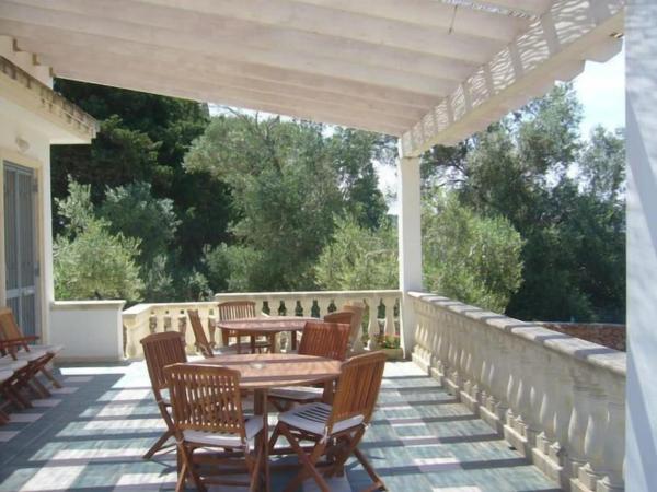 Villa Grazia Baia Verde Gallipoli a 200mt dalla spiaggia e a pochi passi dai Locali Notturni, Забронировать  Байя-Верде Апулия