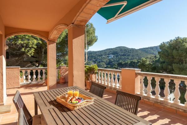 Villa con piscina privada en Begur, Забронировать  Багур Baix Empordà