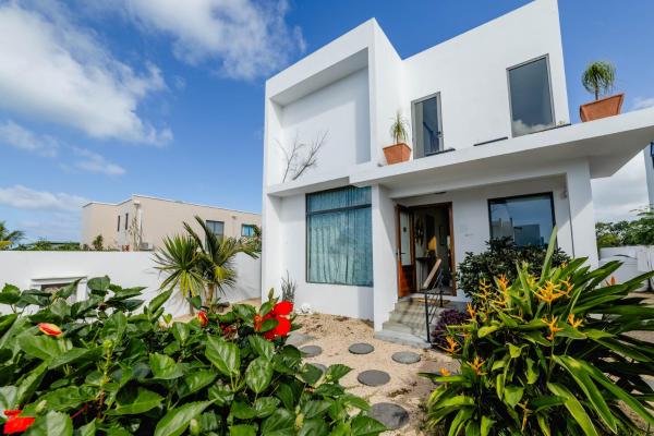 Balnea Villa Sixty-Nine, Забронировать  Отели Восточного побережья Маврикия с парковкой, Парковка