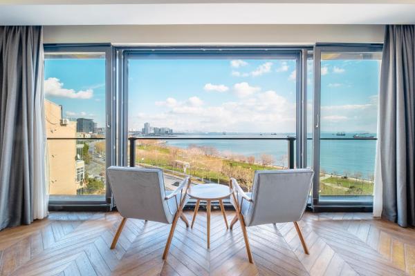 Homie Suites - Newly Built Seaside Apartments on Bakırköy Shore, Забронировать  Бакыркёй Стамбул, рядом с Больница «Аджибадем-Бакыркёй»