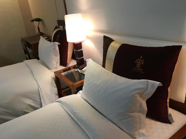Fuhau Hotel