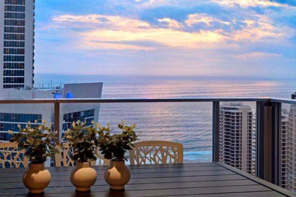 Sealuxe Suites - Central Surfers Paradise