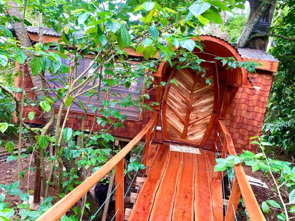 Tukulolo Treehouses, Забронировать  Makaunga Tongatapu Island
