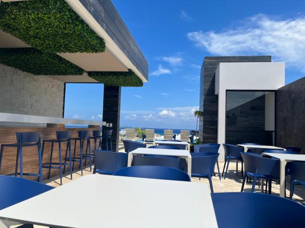 Menesse Midtown 2 206 y 209