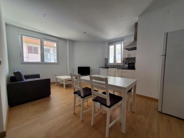 BAHíA APARTAMENTOS TURÍSTICOS, Забронировать  Фос A Marina Lucense
