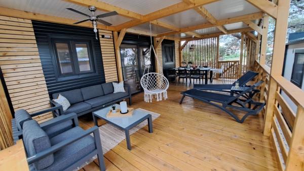 Premium mobile home Maslina - Oaza mira, Забронировать  Отели Драге с бассейном, Бассейн