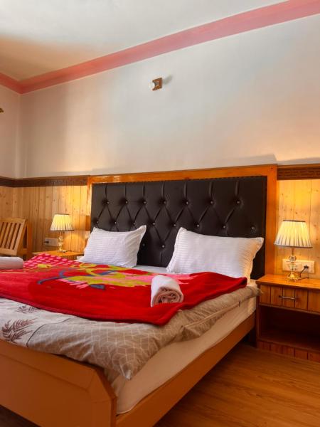 Skyland Guest House