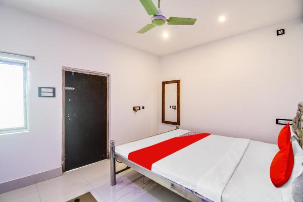 Hotel O Mango Leaf Hotel & Restaurant, Забронировать  Бахарампур Западная Бенгалия