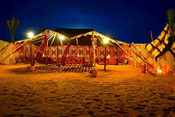 Camp Sahara Dunes, Забронировать  Недорогие отели Мхамид, недорогие