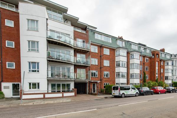 Solent Court, Забронировать  Портсмут Хэмпшир, рядом с Форт Спитбэнк