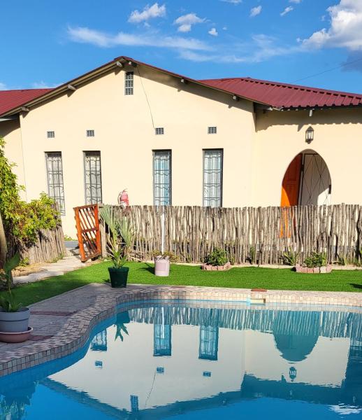 Maun Luxury Oasis
