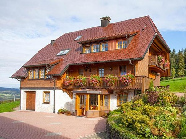 Ferienhaus Esche, Забронировать  Хинтерцартен Фельдберг