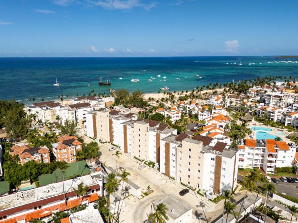 NEW UNIT WITH BEACH AND POOL ACCESS - N B301