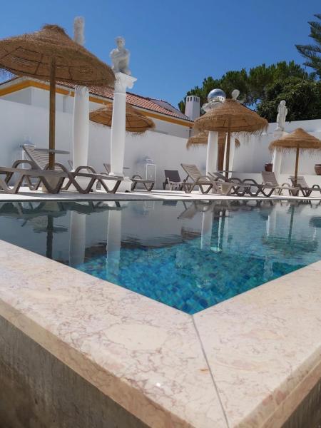 HOTEL S - ALOJAMENTO LOCAL