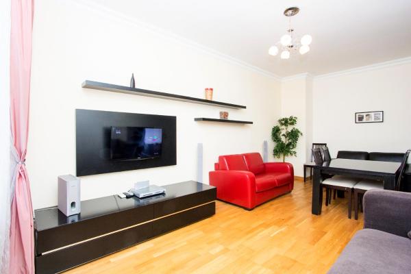 Улучшенные апартаменты «Apartlux на пл. Победы»