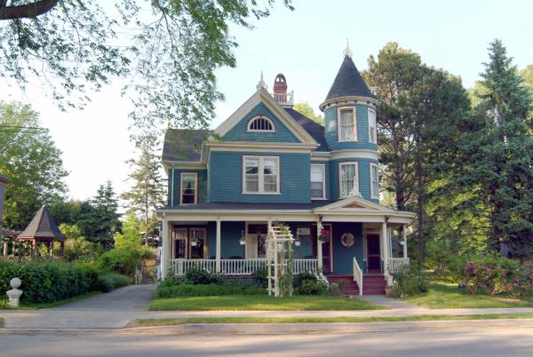 At the Turret Bed & Breakfast