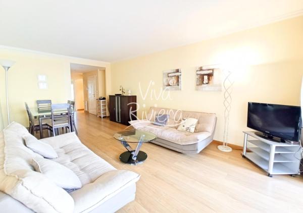 Viva Riviera Cosy and Large 2 Bedrooms with balcony