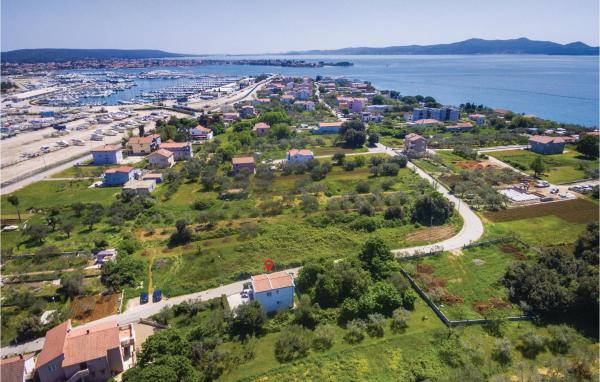 Amazing Home in Bibinje With Wifi and 4 Bedrooms