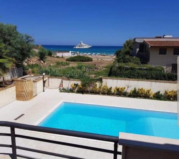 Villa Eloro