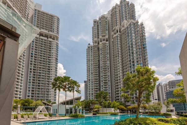 Hostahome Suite at Teega near Legoland, Забронировать  Недорогие отели Нусаджайя, недорогие