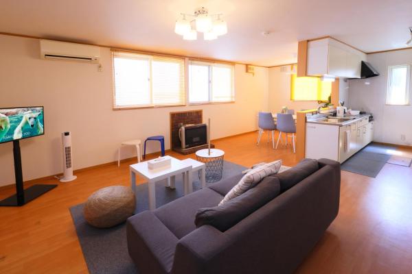 Rose Garden, Забронировать  Асахикава Хоккайдо, рядом с Asahikawa Ramen Village