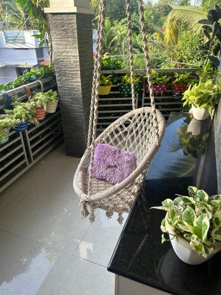 Chaithritha Ladies Homestay, Забронировать  Отели штата Кералы с завтраком, Завтраки