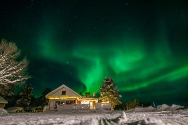 Sevetin Baari & Guesthouse, Забронировать  Sevettijärvi Лапландия