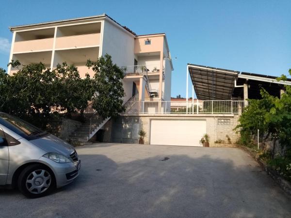 Apartments Franjić