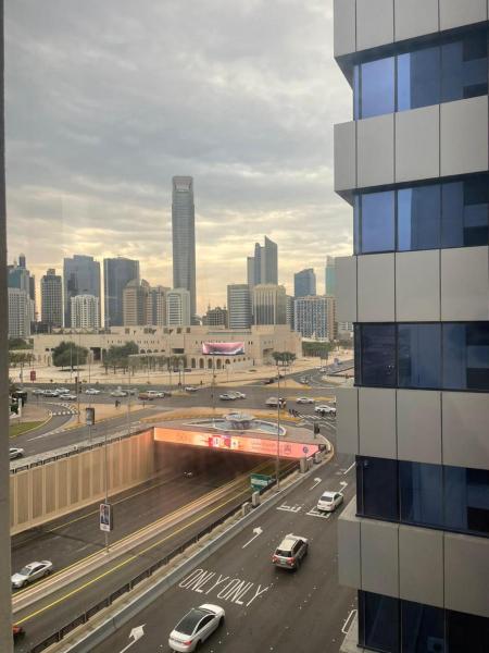 Affordable Master Room - Core of Abu Dhabi, Забронировать  Абу-Даби Эмират Абу-Даби, рядом с Formal Park