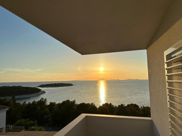 Apartments Josip, Забронировать  Примоштен 