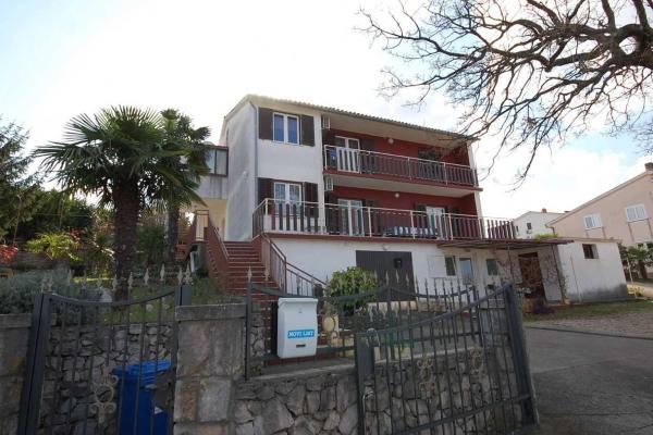 Apartments with parking space Njivice, Krk - 21858, Забронировать  Нивице остров Крк