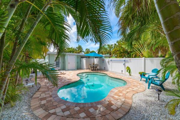 Gulf Breeze Villa B, Забронировать  Холмс-Бич Sarasota Area