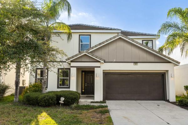 Sunny Stay in Orlando - 6BR Home with Pool!, Забронировать  Киссимми Диснейуорлд Орландо