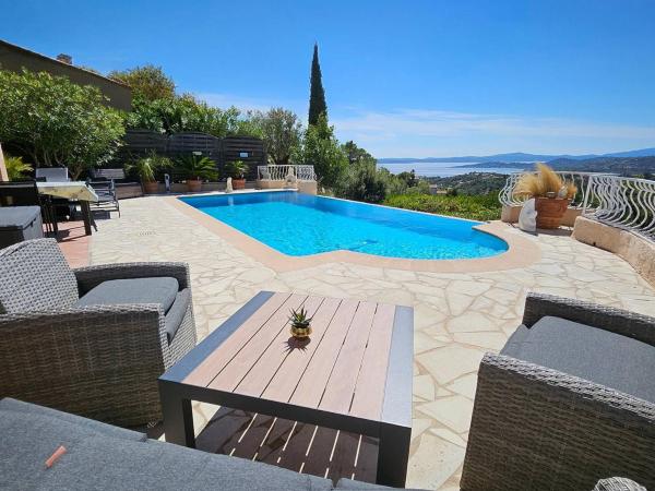 Villa avec piscine privée, climatisation et parking aux Issambres - FR-1-768-26, Забронировать  Отели Hautes-Alpes с парковкой, Парковка