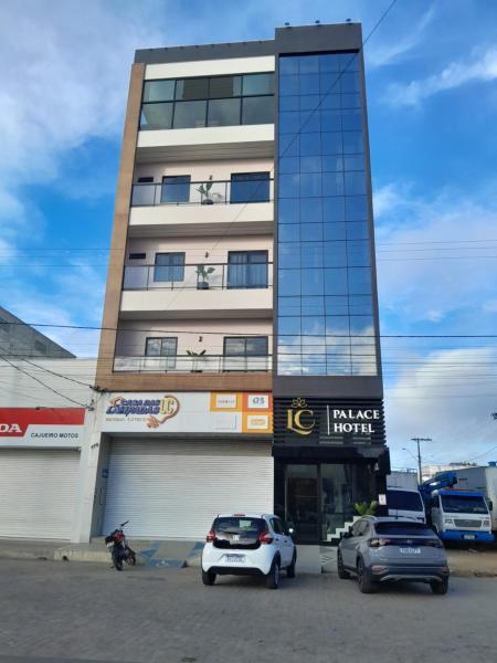 LC Palace Hotel, Забронировать  Отели штата Баия с парковкой, Парковка