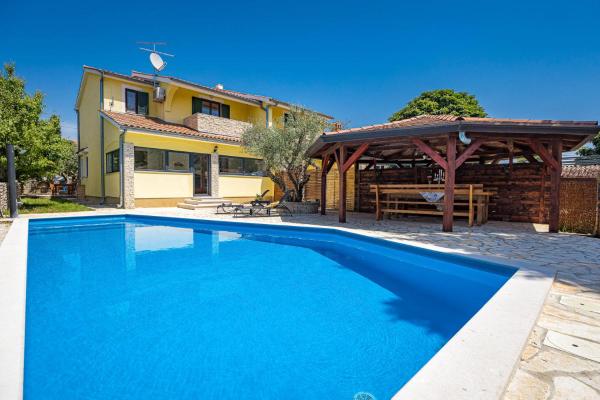 Villa Lara, Забронировать  Velovići Истрия