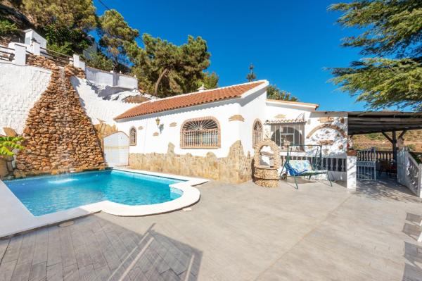 Villa Las Palomas con piscina privada by At Home Costa del Sol