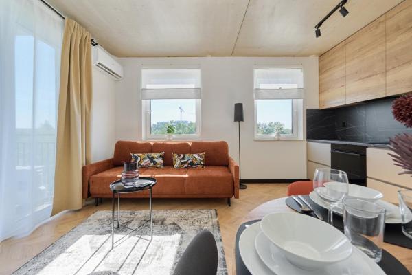 Fresh & Stylish Apartments in Poznań with Parking & Balcony by Noclegi Renters, Забронировать Апартаменты/квартира Нове-Място Познань