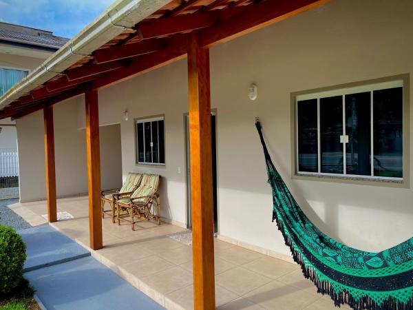 Casa Jardinada, Забронировать  Помероди Санта-Катарина