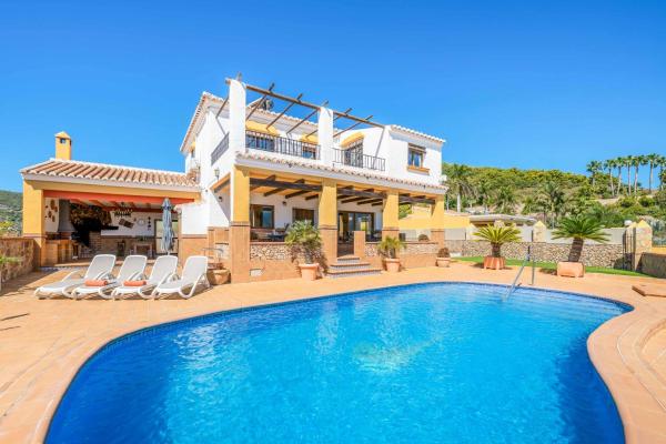 Villa Marta Nerja, Забронировать  Фрихильяна Axarquía