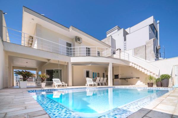 Casa de Praia em Bombinhas Beach House, Забронировать Дом для отпуска Коттеджи Санта-Катариной, Коттедж