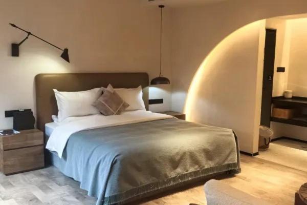 朴致丨设计师奢享度假丨花园酒店Holiday Villa, Забронировать Отель Лицзян Юньнань, рядом с Zhongyi Market