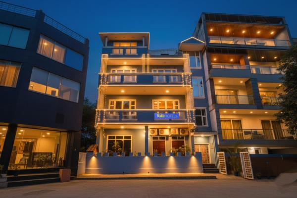 FabHotel JHS Studio