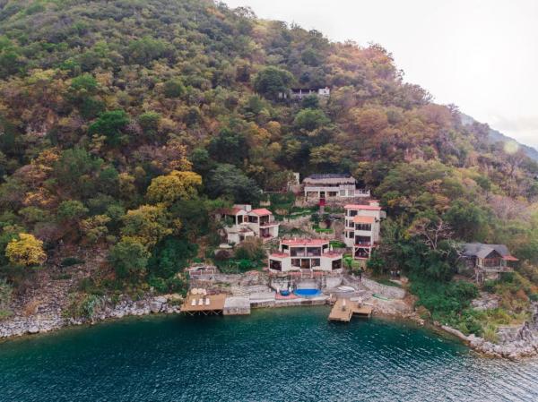 Hotel Restaurante La Villa de los Dioses, Забронировать Отель Сан-Антонио-Палопо Солола