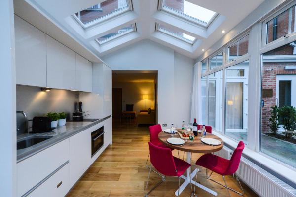PREMIER SUITES Dublin, Ballsbridge