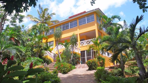 Costambar Tropical Garden